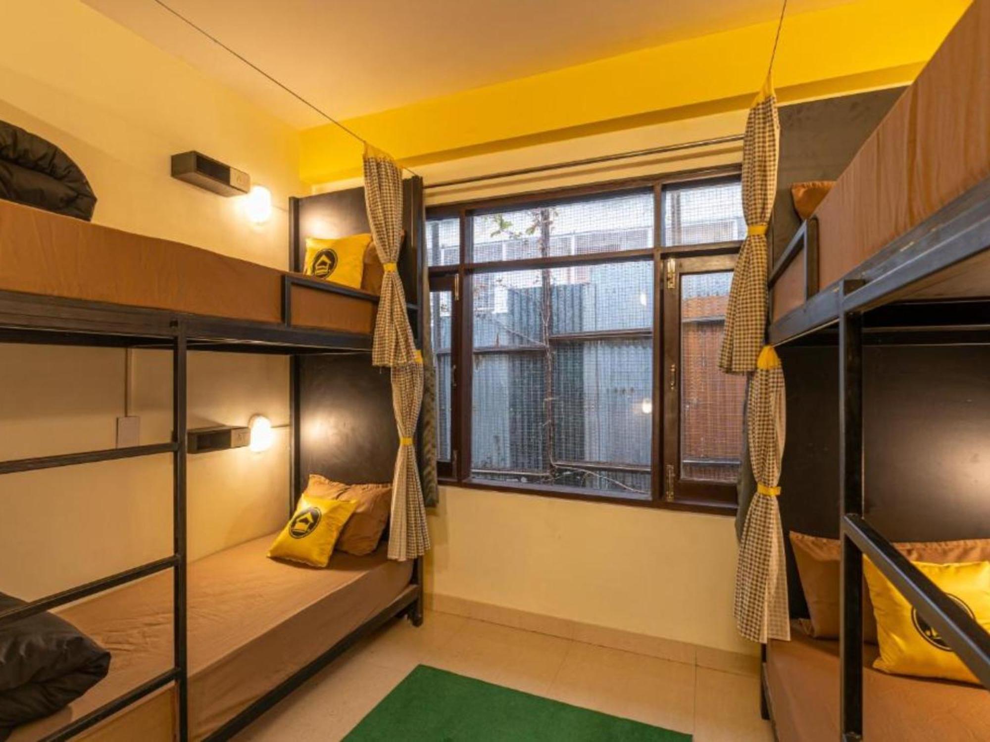 The Hosteller Shimla Room photo